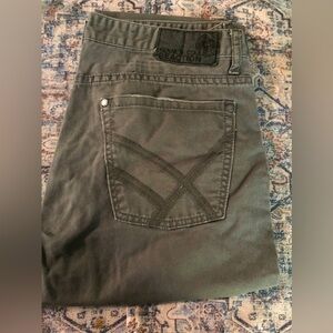 KENNETH COLE REACTION STRAIGHT JEANS